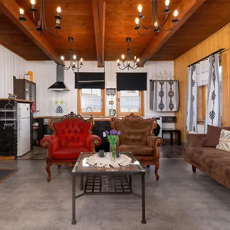 Spacious House For Families In The Mountains By Renters Дом отдыха Щирк