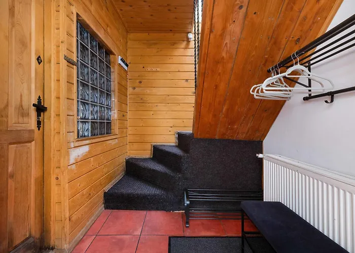 Spacious House For Families In The Mountains By Renters בית נופש