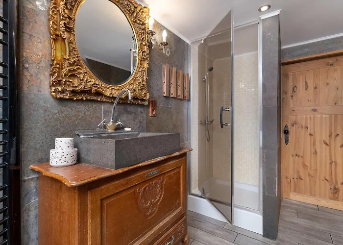 Spacious House For Families In The Mountains By Renters בית נופש שצ'צ'ירק