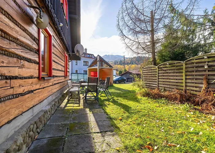 Spacious House For Families In The Mountains By Renters בית נופש שצ'צ'ירק