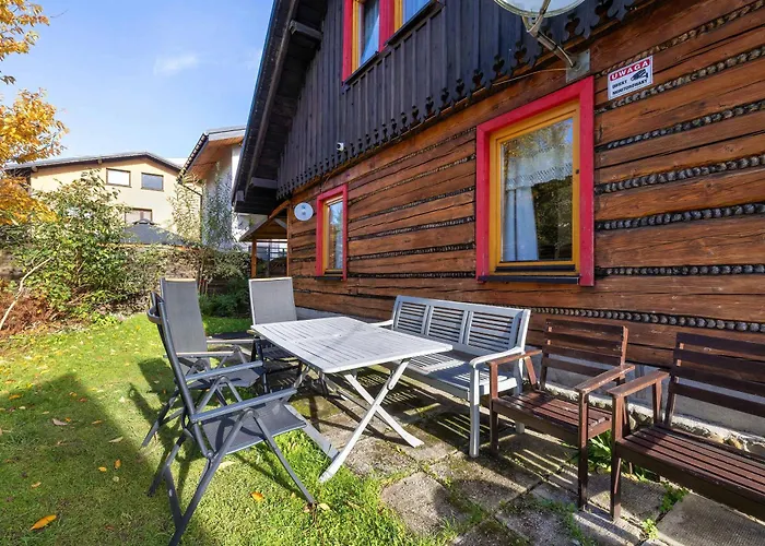 Spacious House For Families In The Mountains By Renters בית נופש שצ'צ'ירק